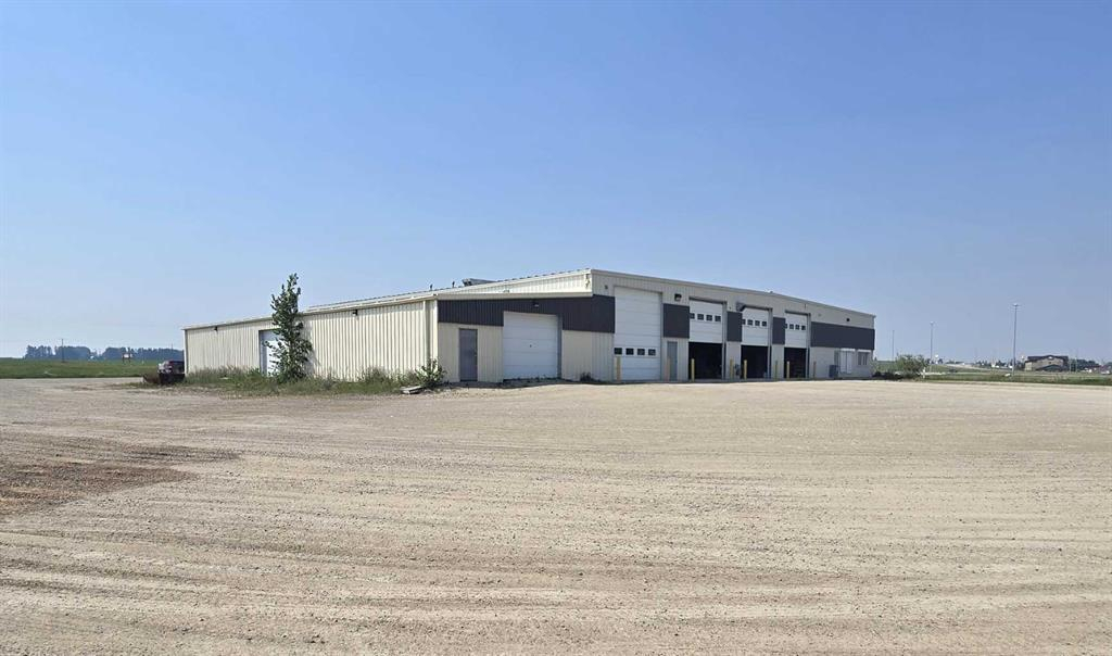 28244 Highway 590, Rural Red Deer County, Alberta, T4G 0E6 (115570810)