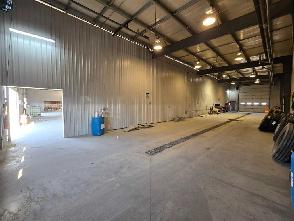 28244 Highway 590, Rural Red Deer County, Alberta, T4G 0E6 (115570810)