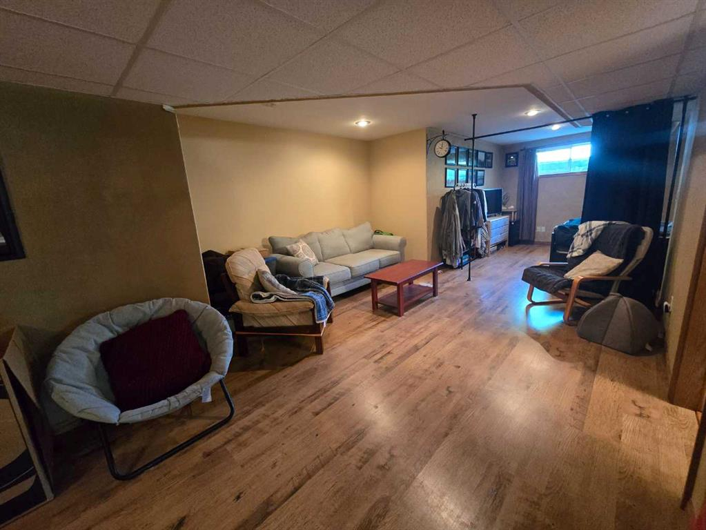 28244 Highway 590, Rural Red Deer County, Alberta, T4G 0E6 (115570810)