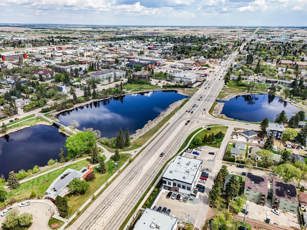 5403 48 Avenue, Camrose, Alberta, T4V 0J6 (86040857)