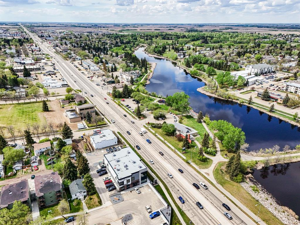 5403 48 Avenue, Camrose, Alberta, T4V 0J6 (86040857)