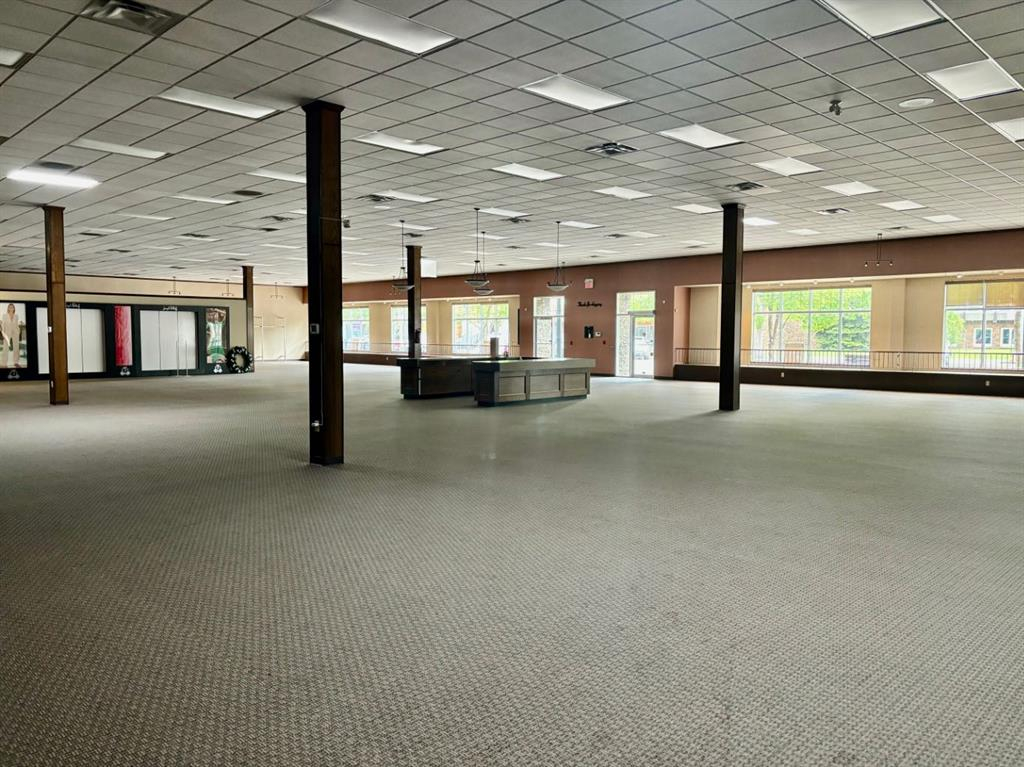 4840 50 Street, Camrose, Alberta, T4V 1P7 (87975418)