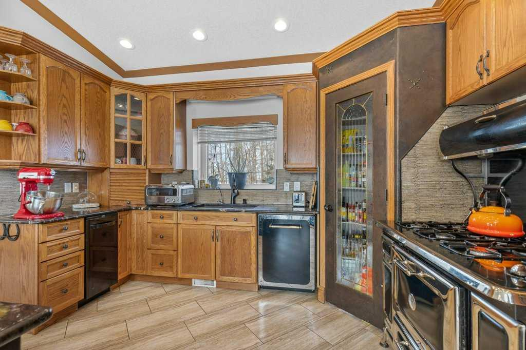 39525 Highway 766, Rural Lacombe County, Alberta, T0M0X0 (89230968)