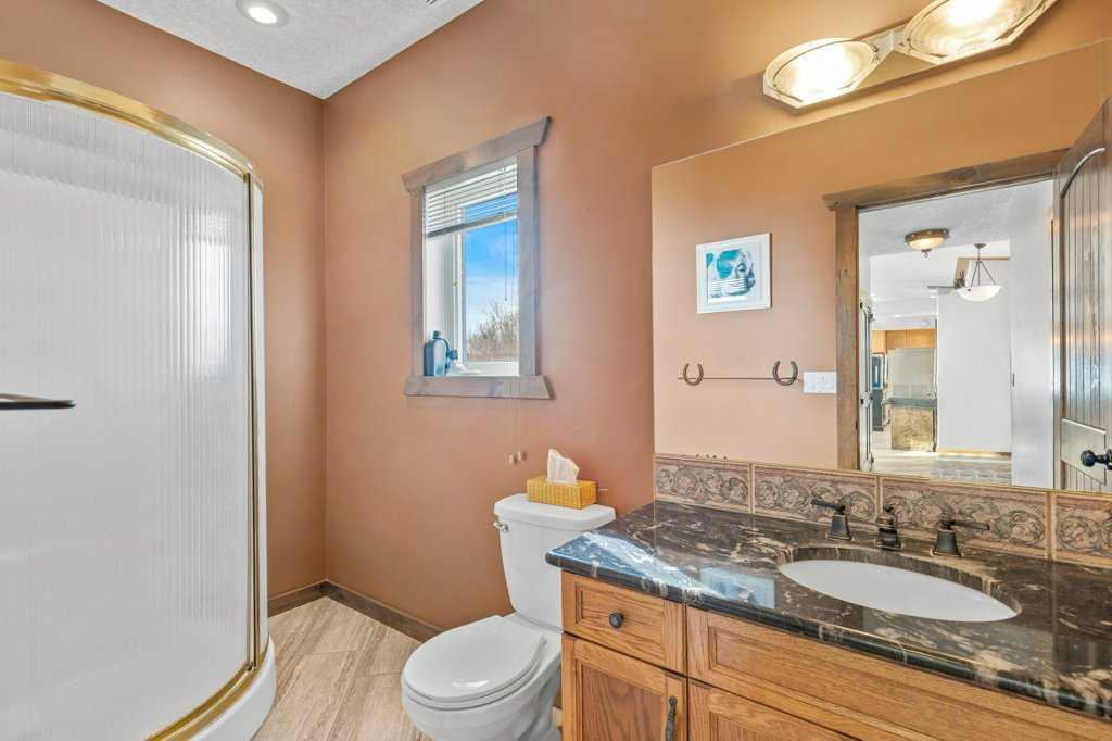 39525 Highway 766, Rural Lacombe County, Alberta, T0M0X0 (89230968)