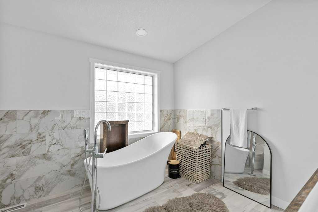 39525 Highway 766, Rural Lacombe County, Alberta, T0M0X0 (89230968)