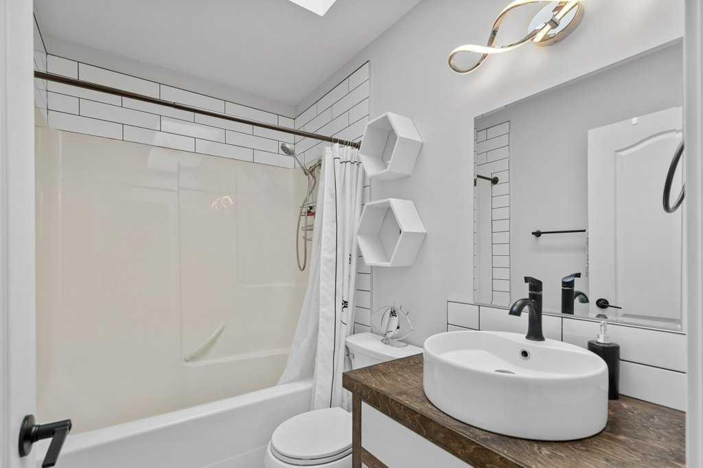 39525 Highway 766, Rural Lacombe County, Alberta, T0M0X0 (89230968)