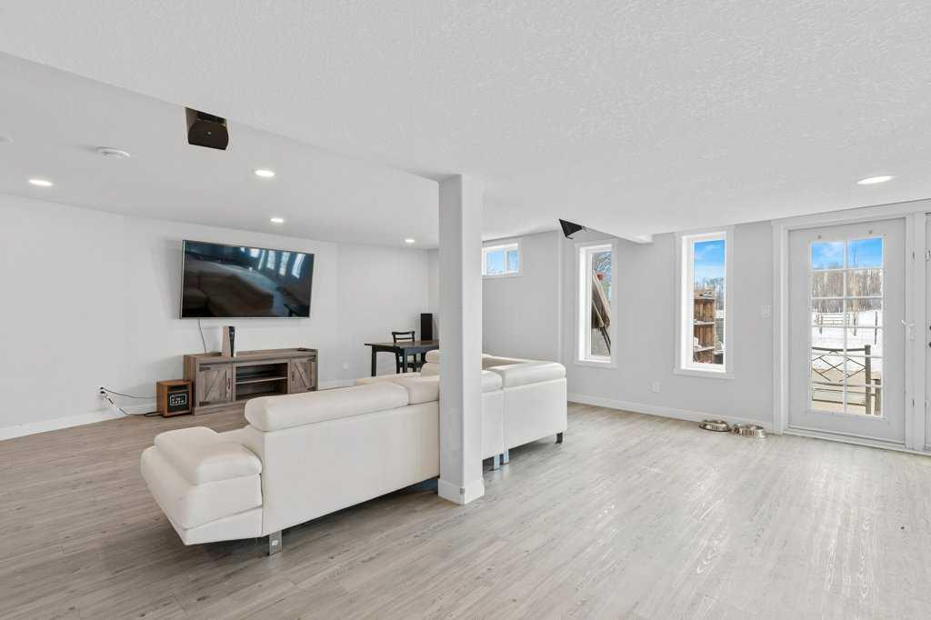 39525 Highway 766, Rural Lacombe County, Alberta, T0M0X0 (89230968)