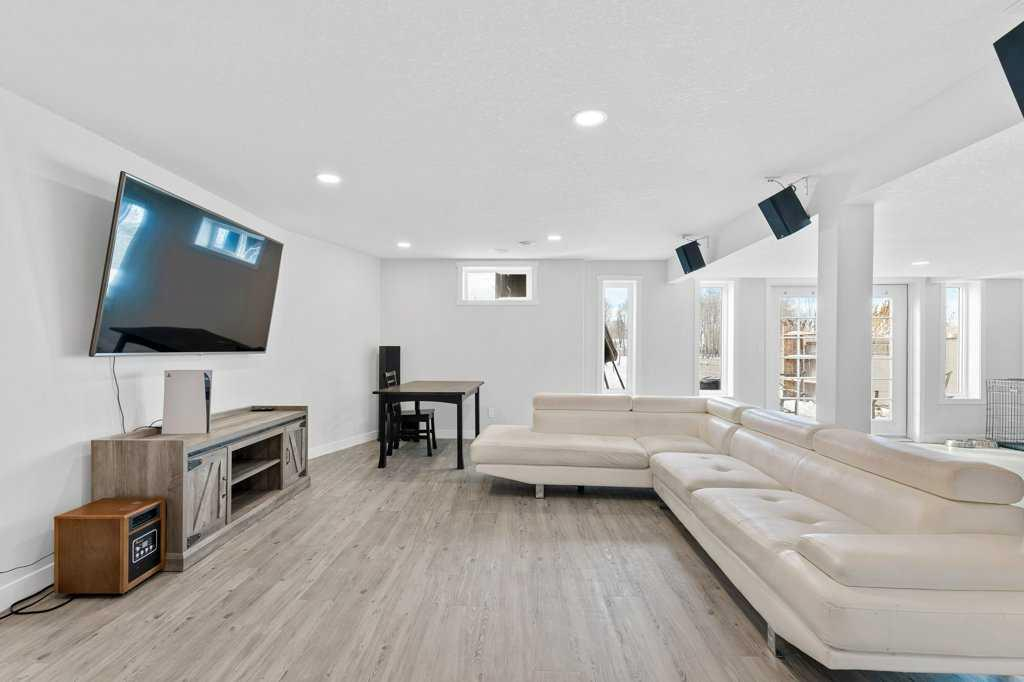 39525 Highway 766, Rural Lacombe County, Alberta, T0M0X0 (89230968)