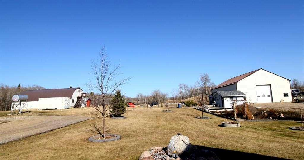 39525 Highway 766, Rural Lacombe County, Alberta, T0M0X0 (89230968)