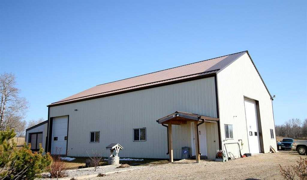 39525 Highway 766, Rural Lacombe County, Alberta, T0M0X0 (89230968)