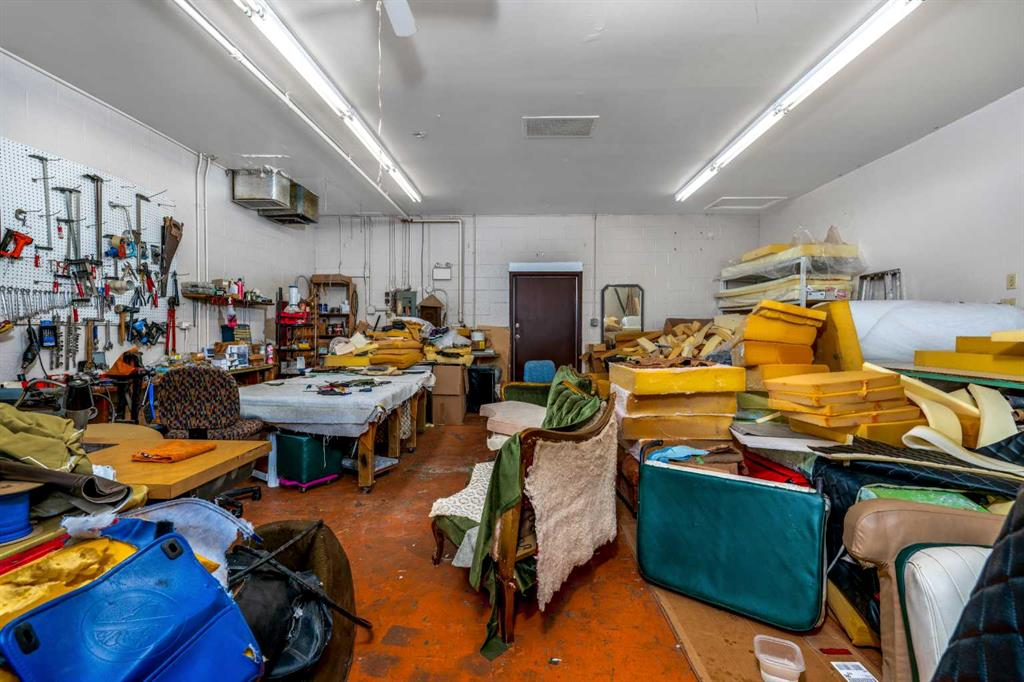 5014 48 Street, Camrose, Alberta, T4V 1M1 (90924134)