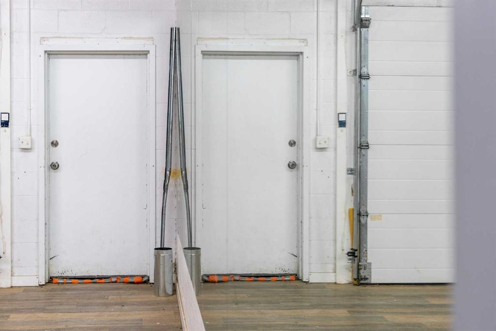 5014 48 Street, Camrose, Alberta, T4V 1M1 (90924134)