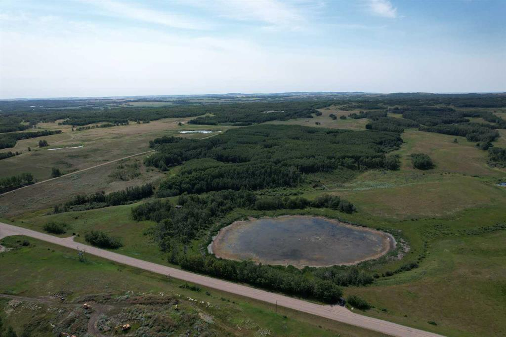 On Hwy 816, Rural Red Deer County, Alberta, T4E 0V5 (93658137)