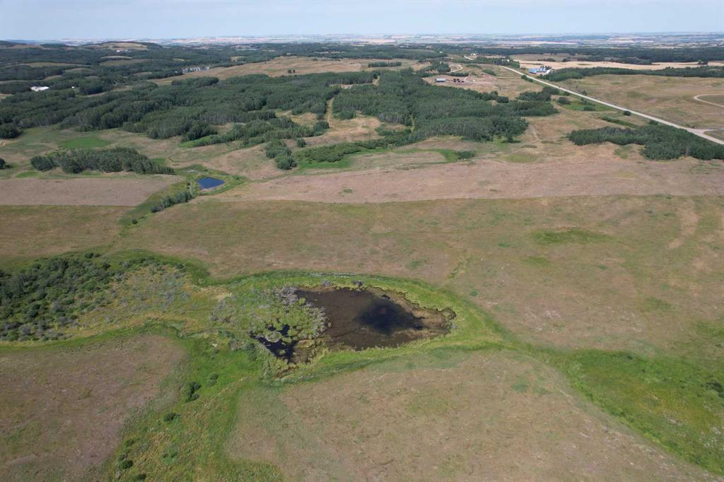 On Hwy 816, Rural Red Deer County, Alberta, T4E 0V5 (93658137)