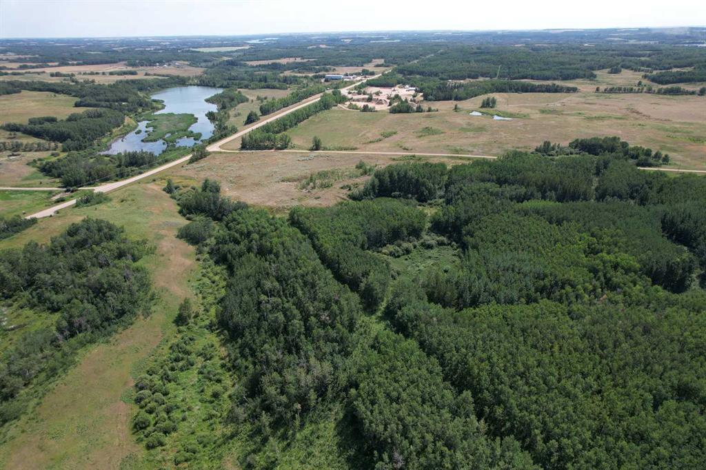 On Hwy 816, Rural Red Deer County, Alberta, T4E 0V5 (93658137)