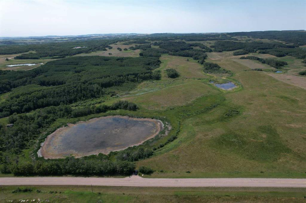 On Hwy 816, Rural Red Deer County, Alberta, T4E 0V5 (93658137)