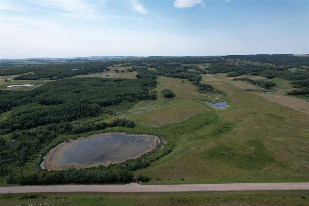 On Hwy 816, Rural Red Deer County, Alberta, T4E 0V5 (93658137)