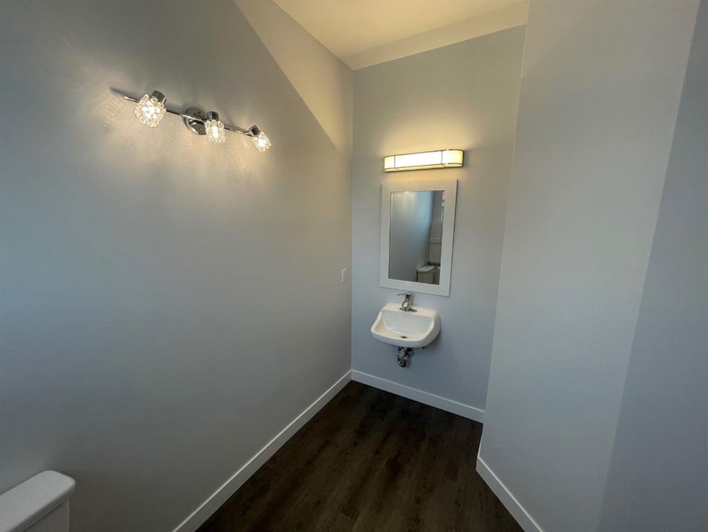 4803 50 Avenue, Camrose, Alberta, T4V 0S1 (94042046)