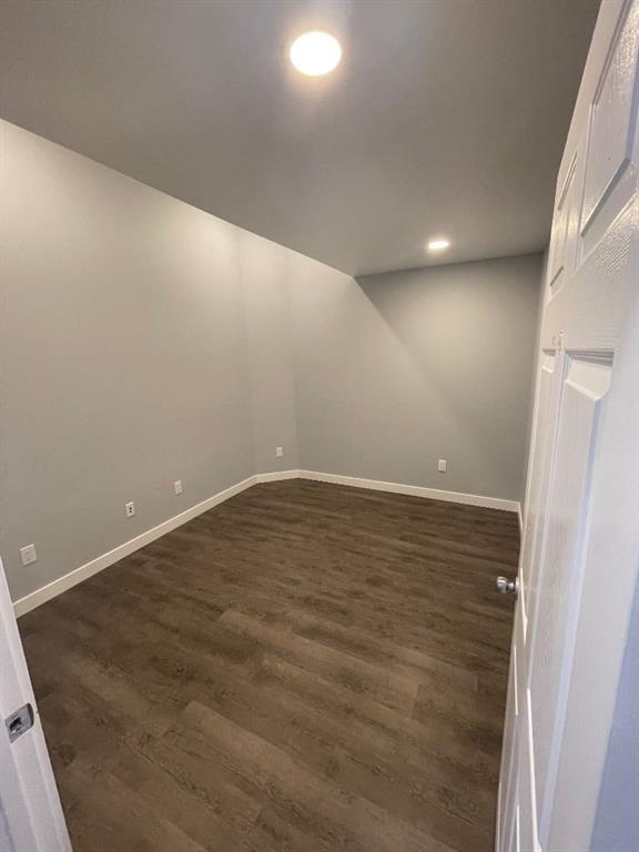 4803 50 Avenue, Camrose, Alberta, T4V 0S1 (94042046)