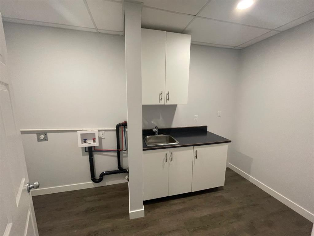 4803 50 Avenue, Camrose, Alberta, T4V 0S1 (94042046)