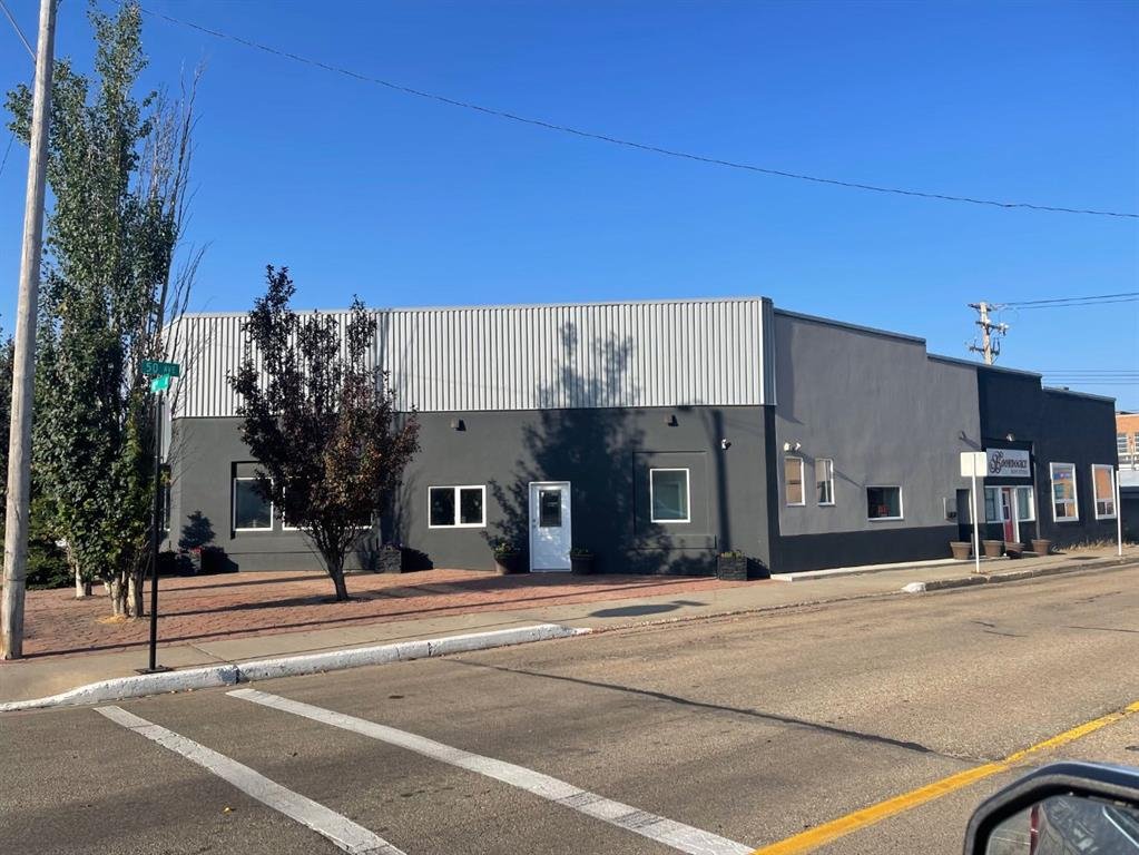 4803 50 Avenue, Camrose, Alberta, T4V 0S1 (94042046)
