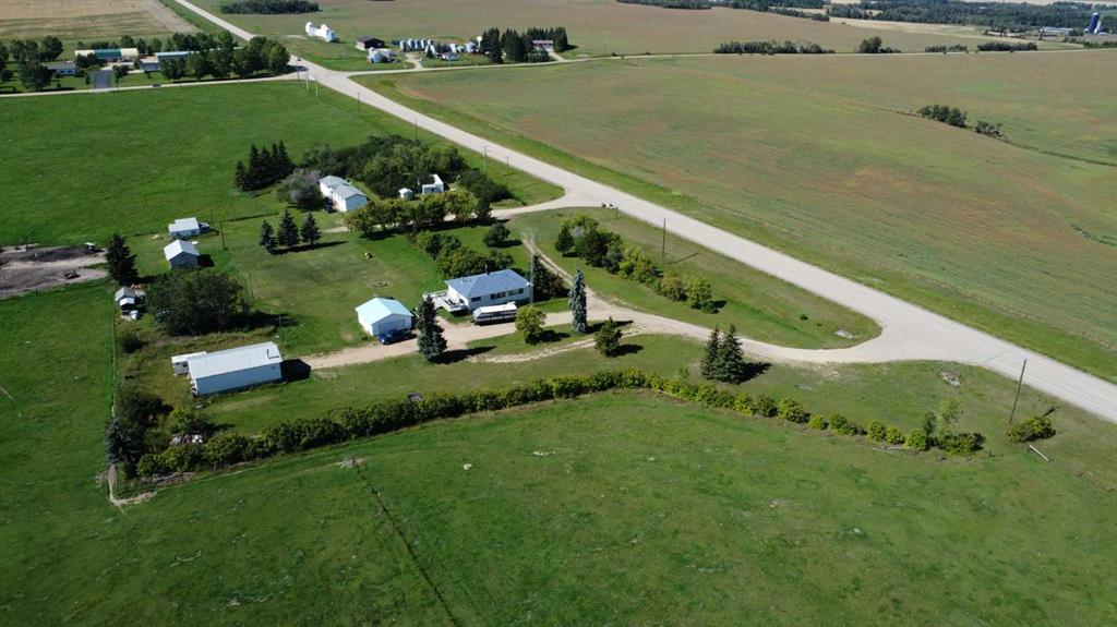 QE2 and 604 Highway, Rural Lacombe County, Alberta, T4J 1R5 (94660768)