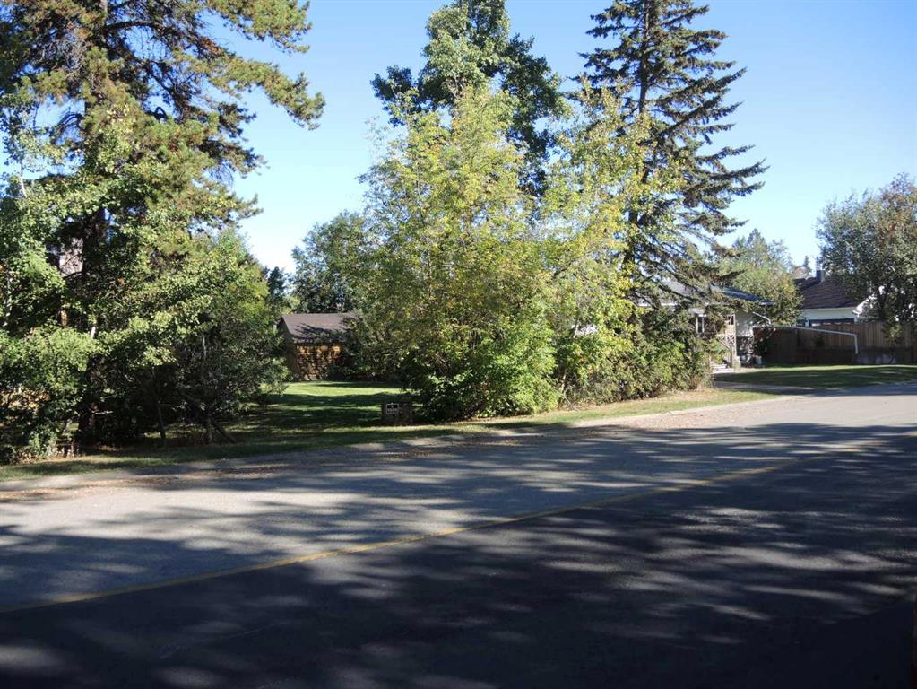 5116 50 Avenue, Sylvan Lake, Alberta, T4S 1E6 (94750769)