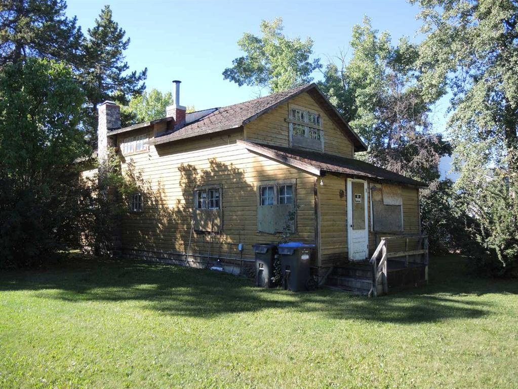 5116 50 Avenue, Sylvan Lake, Alberta, T4S 1E6 (94750769)