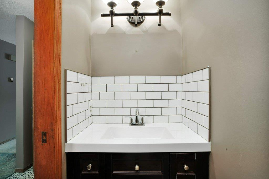 20-38130 Range Road 270, Red Deer, Alberta, T4E 1L3 (96129410)