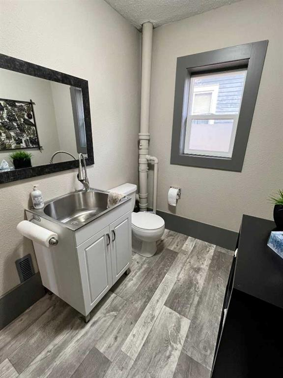 4926 55 Street, Red Deer, Alberta, T4N2J5 (96574497)