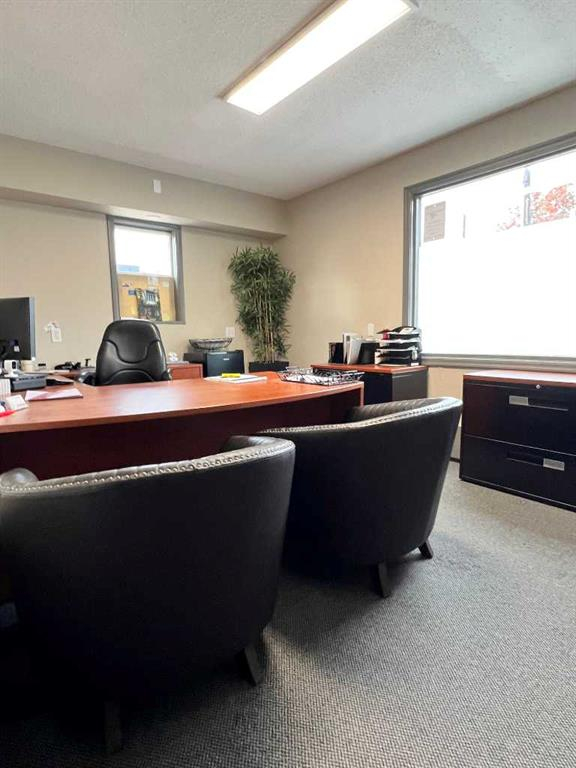 4926 55 Street, Red Deer, Alberta, T4N2J5 (96574497)