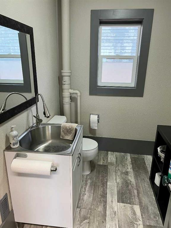 4926 55 Street, Red Deer, Alberta, T4N2J5 (96574497)