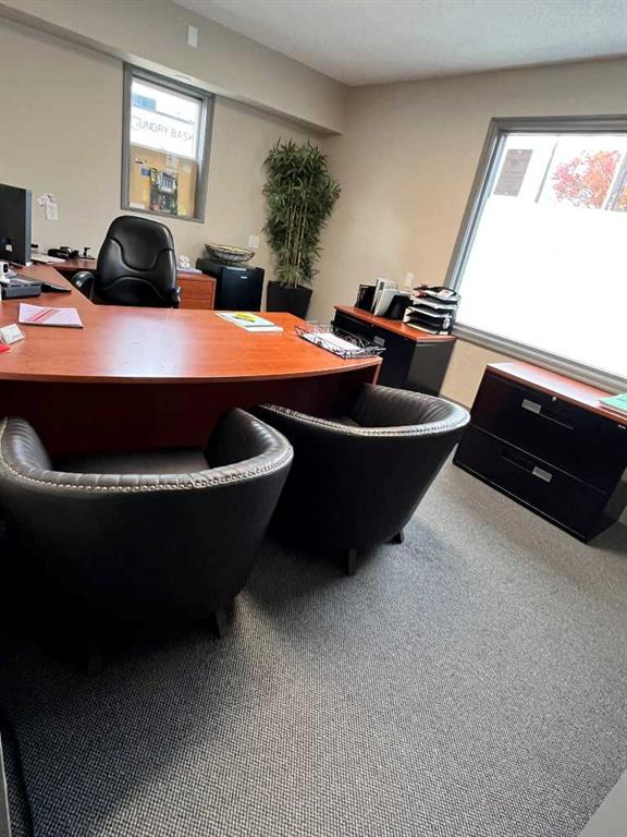 4926 55 Street, Red Deer, Alberta, T4N2J5 (96574497)