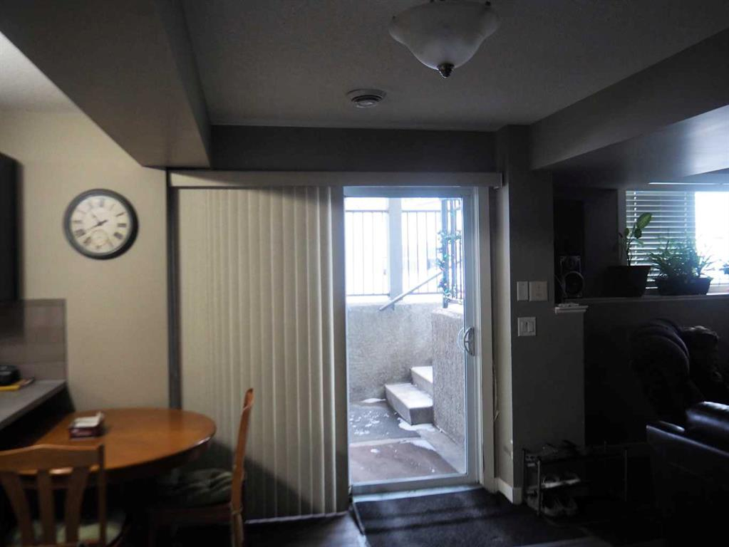 3707 51 Avenue, Red Deer, Alberta, T4N 4G5 (97224812)