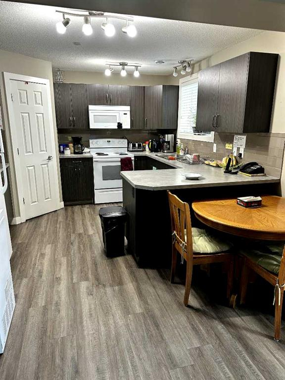 3707 51 Avenue, Red Deer, Alberta, T4N 4G5 (97224812)