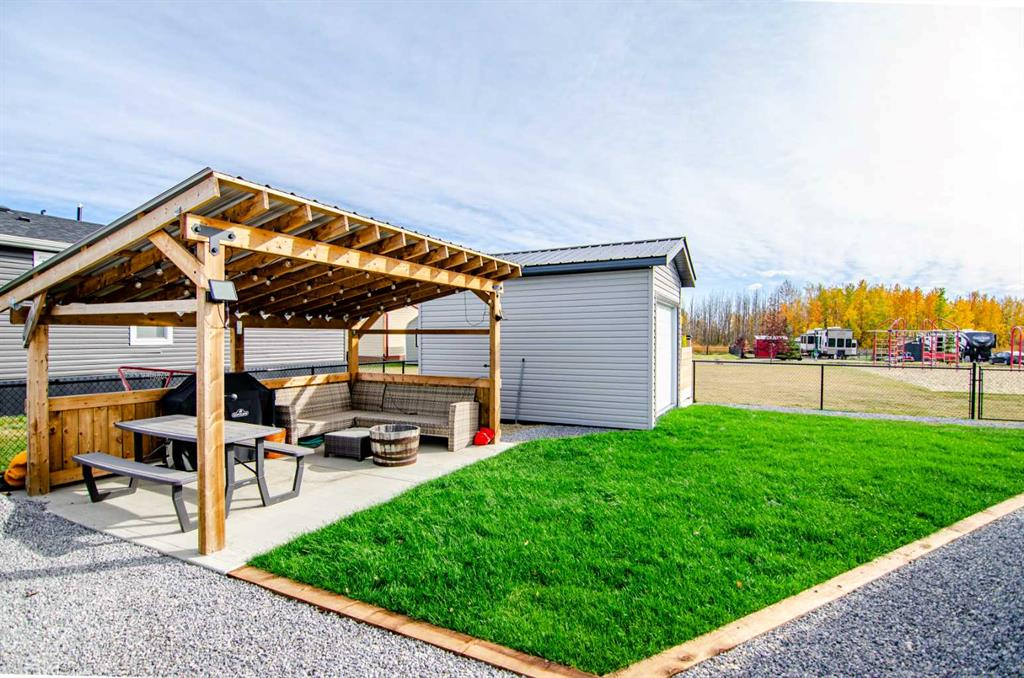 166-41019 Range Road 11, Rural Lacombe County, Alberta, T0C 0J0 (97764990)