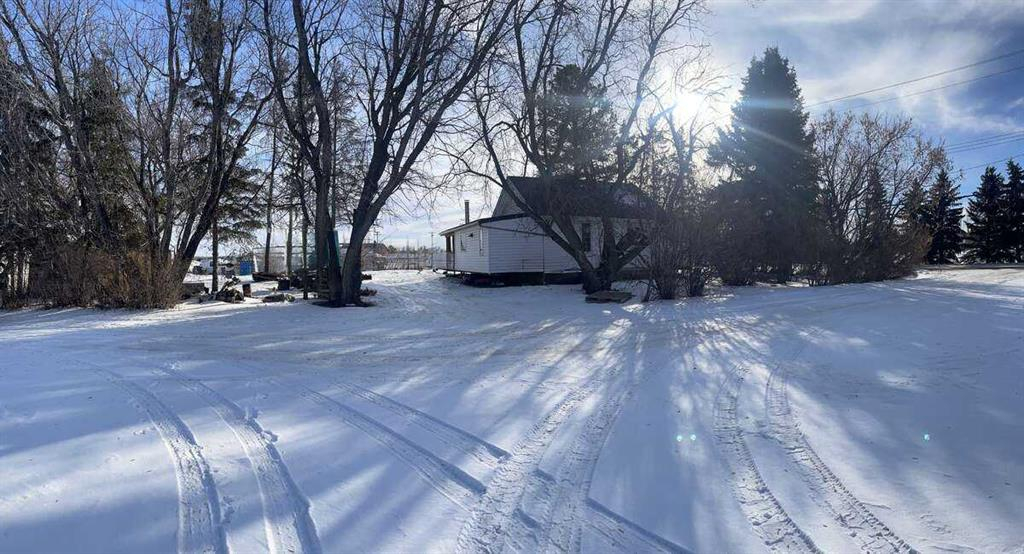 4550 46 Avenue, Lacombe, Alberta, T4L 2C6 (98060212)