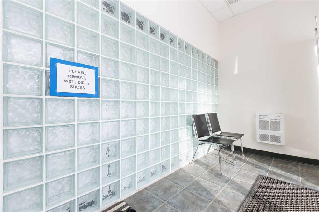 4730 50 Street, Red Deer, Alberta, T4N 1X2 (98138257)