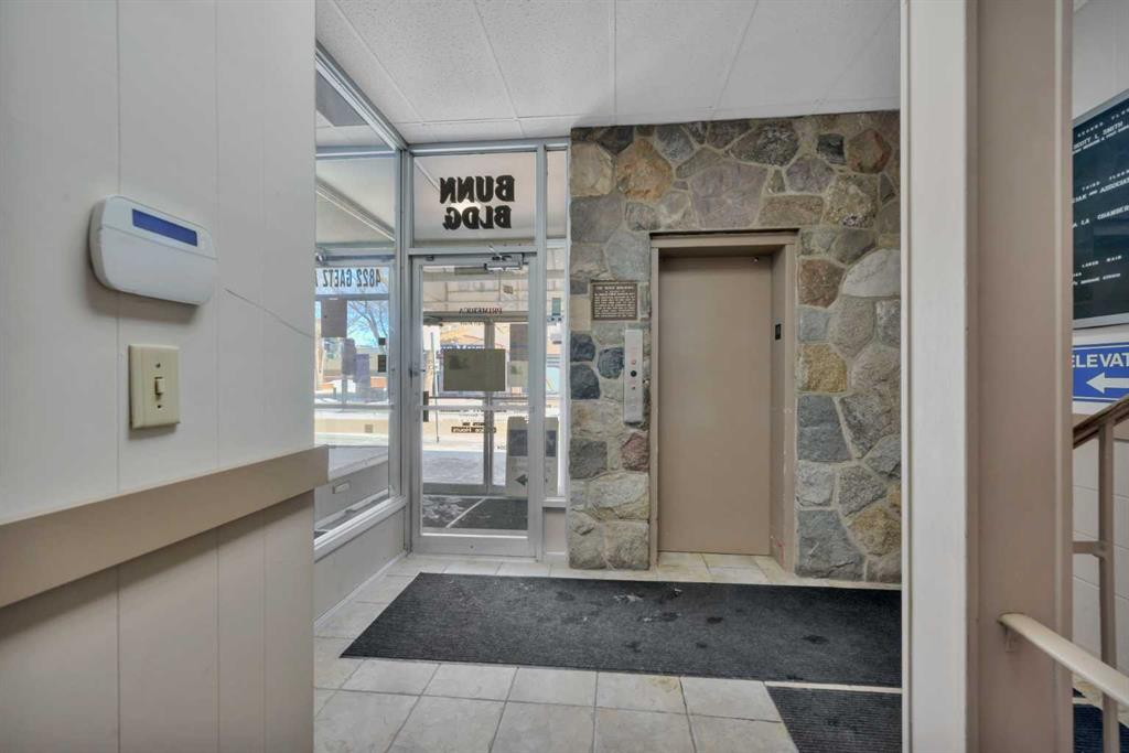 2nd floor-4820 50 Avenue, Red Deer, Alberta, T4N 4A4 (98172663)