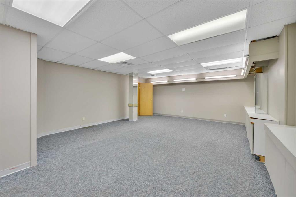 2nd floor-4820 50 Avenue, Red Deer, Alberta, T4N 4A4 (98172663)