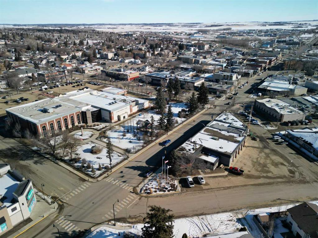 5331 50 Avenue, Lacombe, Alberta, T4L 1S6 (98810867)