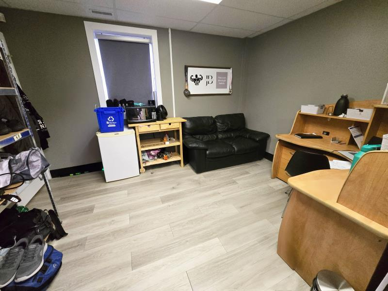 3-4418 50 Avenue, Red Deer, Alberta, T4N 3Z6 (98904769)