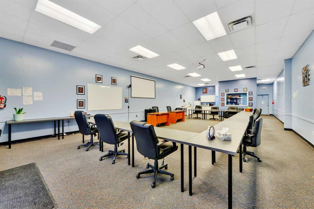 110-4828 53 Street, Red Deer, Alberta, T4N 2E8 (98936692)