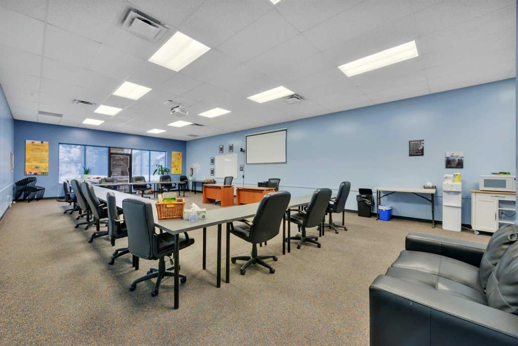 110-4828 53 Street, Red Deer, Alberta, T4N 2E8 (98936692)