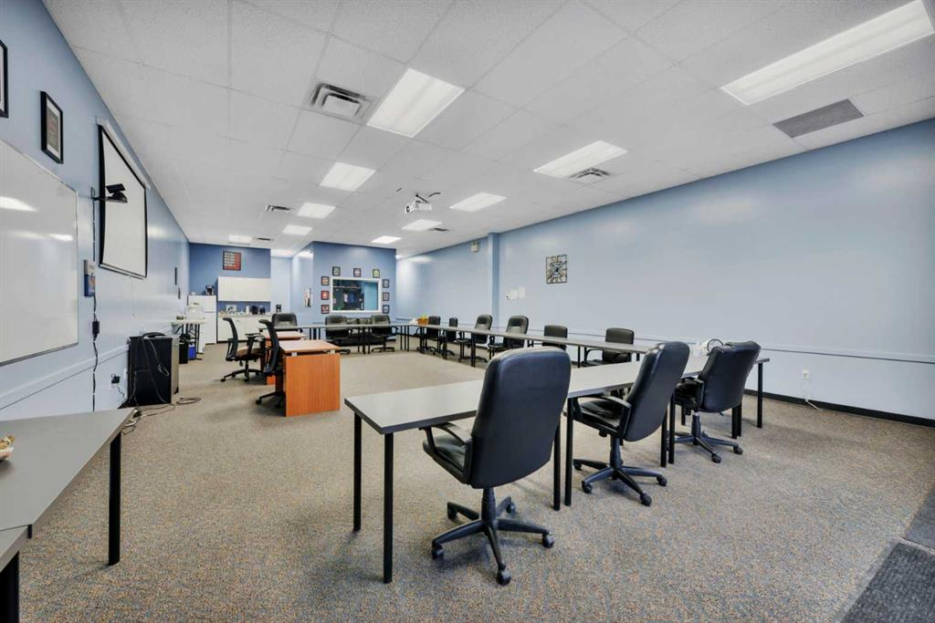 110-4828 53 Street, Red Deer, Alberta, T4N 2E8 (98936692)