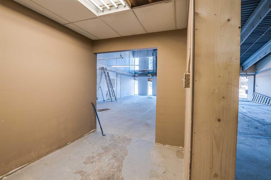 7-7727 50 Avenue, Red Deer, Alberta, T4P 1M7 (99117647)