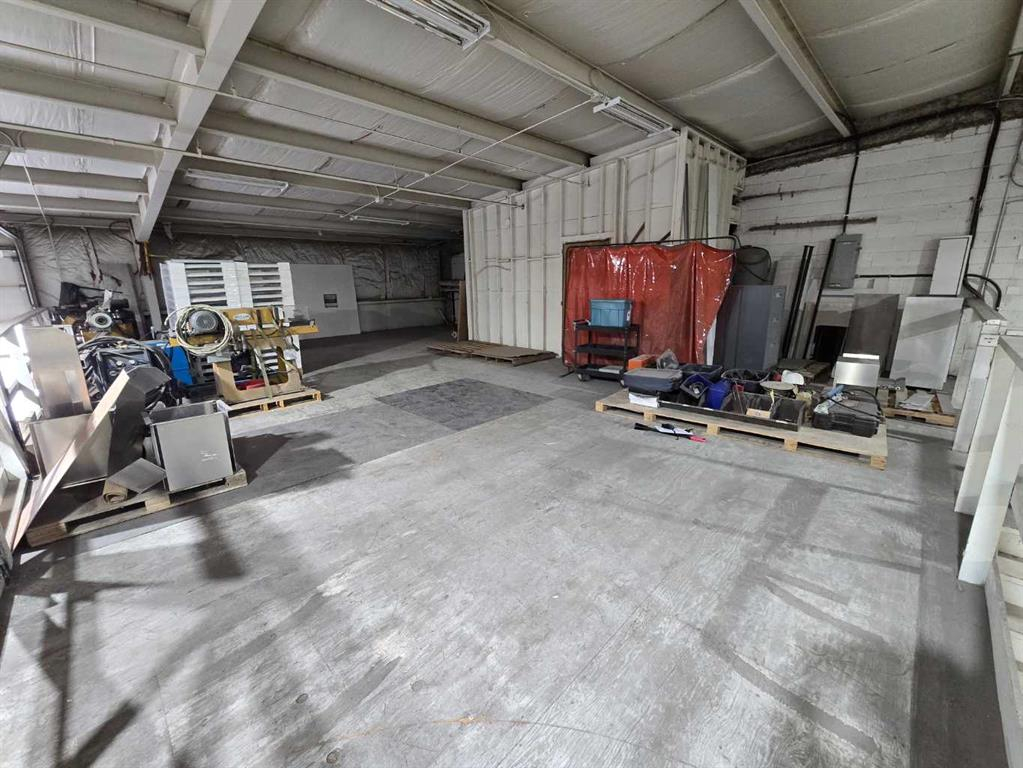 170-8319 Chiles Ind Avenue, Red Deer, Alberta, T4P 2V5 (99232531)