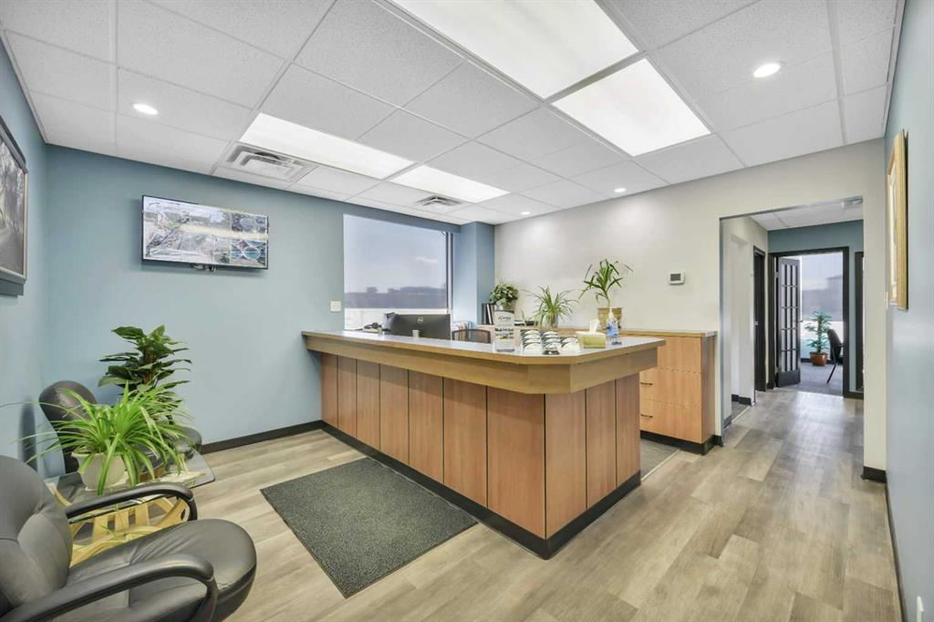 302-4702 49 Avenue, Red Deer, Alberta, T4N 3W2 (99666128)